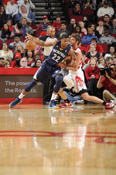 他通过社交 他通过社交